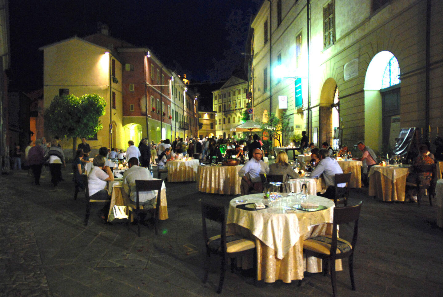 Brisighella Romantica - Un borgo a lume di candela